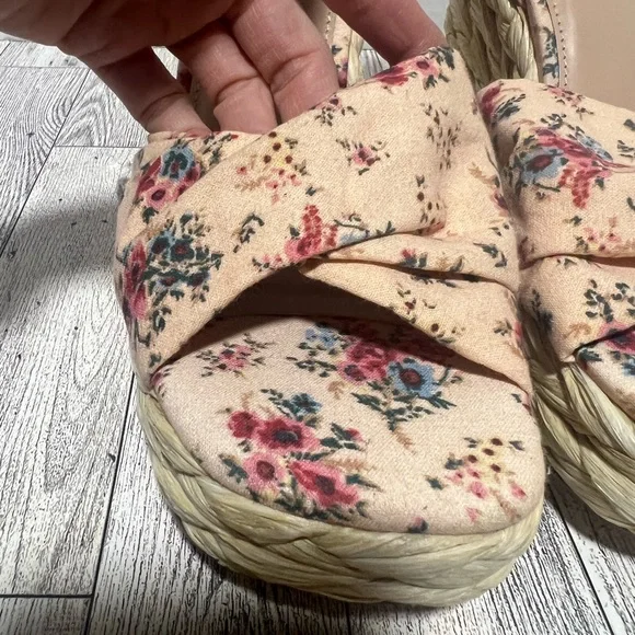 Blush Pink Floral Steve Madden platform Wedges Sz 10 - Picture 6 of 10